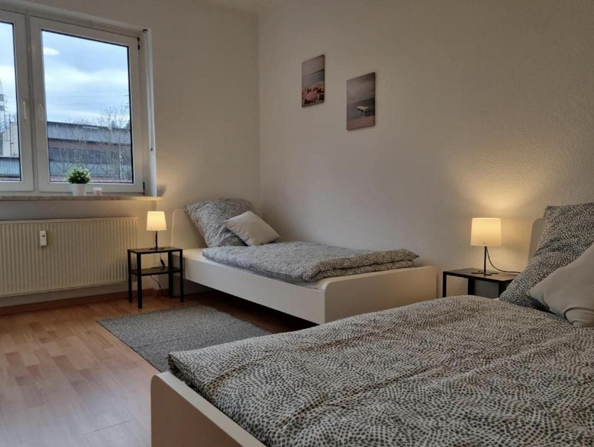 Moeblierte 3 Zimmer Apartment - Mit Smart Tv, Wlan Und Kostenfreie Parkplaetze Schloß Holte-Stukenbrock Exterior foto